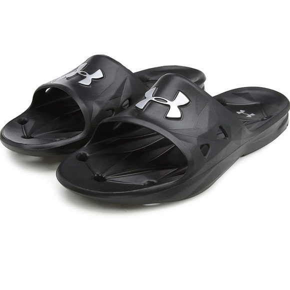 Under Armour Other - Under Armour Locker Slide Youth 3 Black